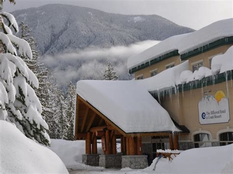 Revelstoke Accommodation | Find your perfect ski holiday with Snow ...