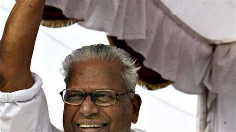 V S Achuthanandan to continue playing a role in Kerala - News | Khaleej ...