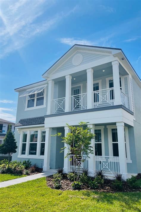 20 Trendy Exterior Paint Colors for Florida Homes