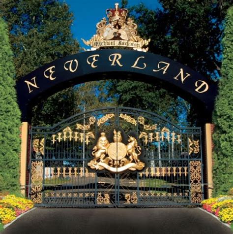 The Hollywood Gal: A Trip to Neverland