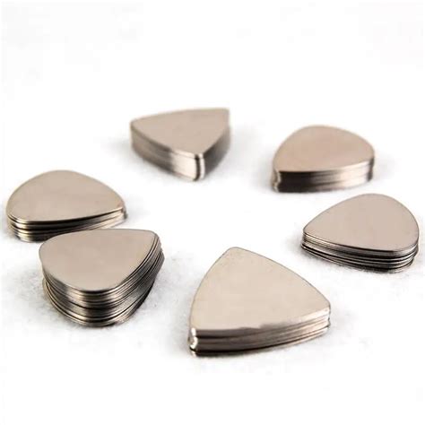 100Pcs Silver Guitar Picks Metal Electric Guitar Bass Picks Stainless ...