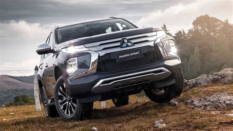 Pajero Sport HPE-S 2023: teste do SUV grande de 7 lugares