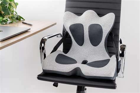 Ergonomic seat cushion is a doctor-designed lifeline for your lower ...