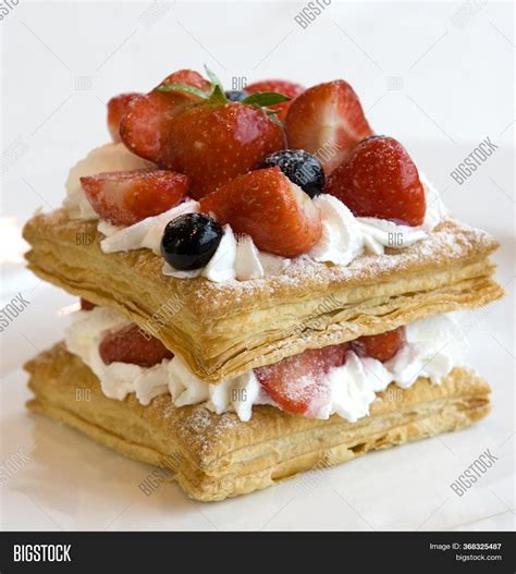 Mini Fruit Cake Fresh Image & Photo (Free Trial) | Bigstock