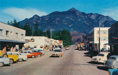 Postcard: Hope, BC, 1958 | "HOPE, B.C. Where the Fraser Cany… | Flickr