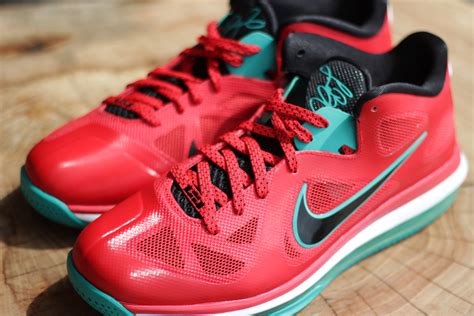 Nike LeBron 9 Low "Liverpool"