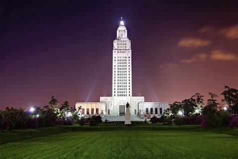 Louisiana’s Current Capitol Building; Baton Rouge, Louisiana, USA : r ...