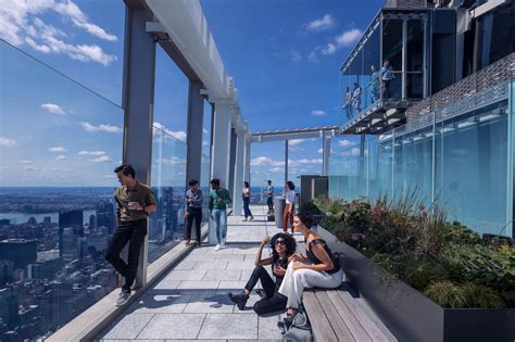 NYC's newest observation deck Summit One Vanderbilt officially opens ...