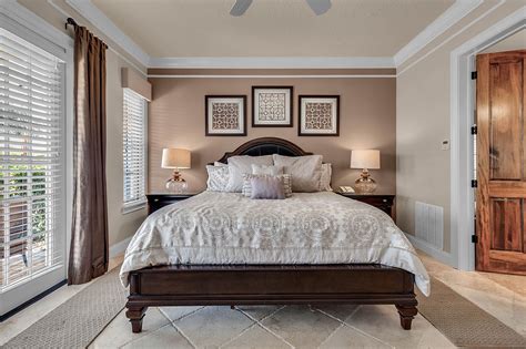 Brown Bedroom Decor | Bedroom color schemes, Bedroom colors, Brown bedroom decor