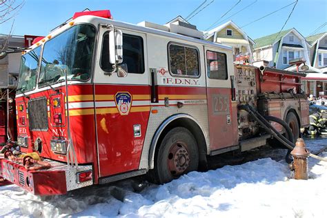 Fdny Engine 255 Photograph by Steven Spak