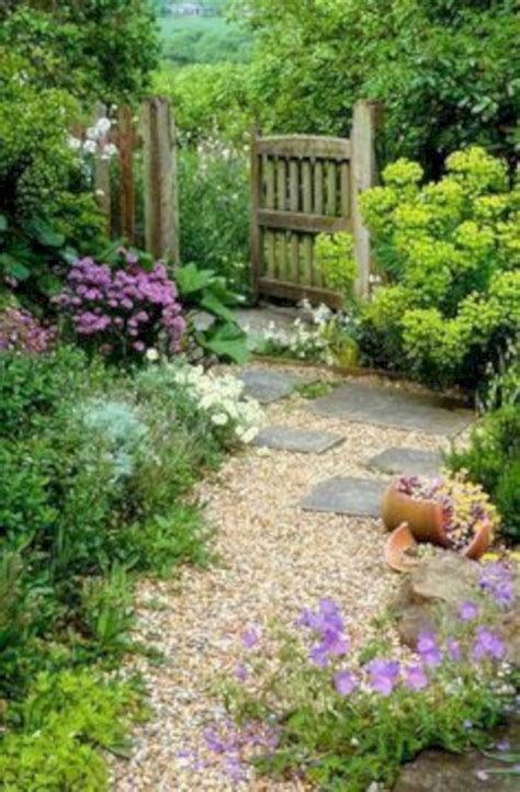 45 Beautiful DIY Garden Decoration Idea You Must Try | Small cottage garden ideas, Garden ...