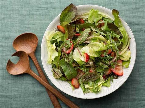 Green Salad with Strawberry Balsamic Vinaigrette | Recipe | Homemade salads, Food network ...