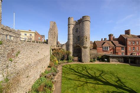 Lewes Castle - British Castles