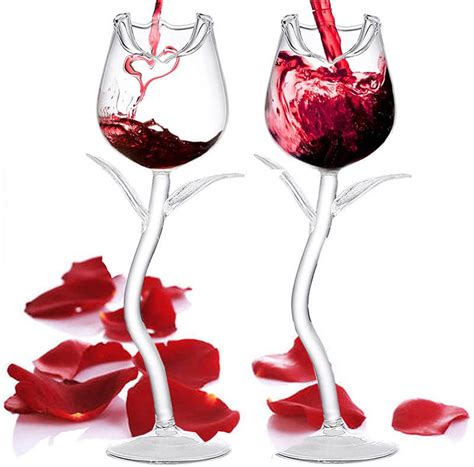 Elegant Rose-shaped Wine Glasses - Design Swan