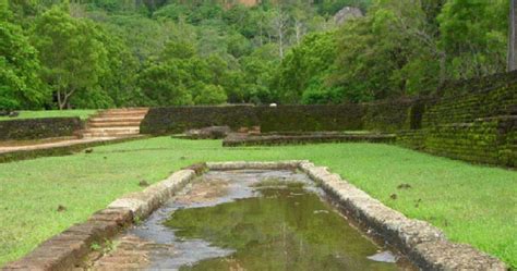 Sigiriya Rock: Gardens