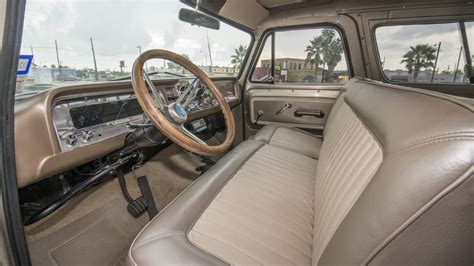 1966 Chevrolet Suburban LT1, 4-Wheel Drive | Lot S165 | Austin 2014 | Mecum Auctions