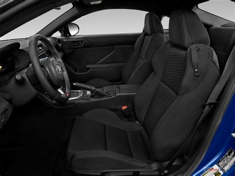 2023 Toyota GR86: 41 Interior Photos | U.S. News