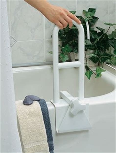 The 5 Best Bathtub Safety Rails [Ranked] For 2023 - Product Reviews and ...