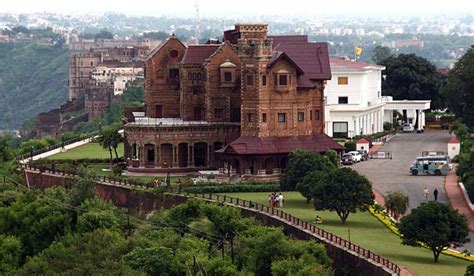 34 Top Tourist Attractions in Jammu - ChaloGhumane.com