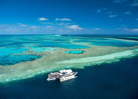 REVIEW: Sail The Whitsundays + snorkel the Great Barrier Reef with ...