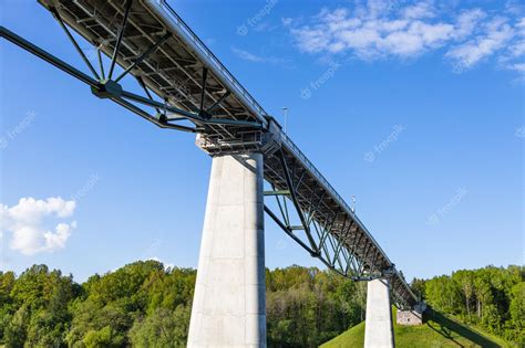 Premium Photo | White rose pedestrian bridge over the river of nemunas. alytus, lithuania