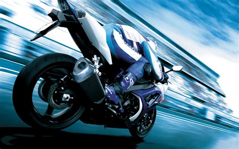 Dynamic Motorcycle HD Wallpaper