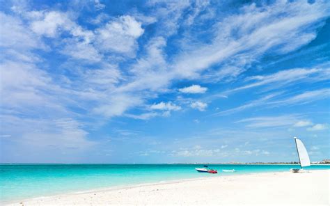 Grace Bay / Providenciales / Turks and Caicos // World Beach Guide