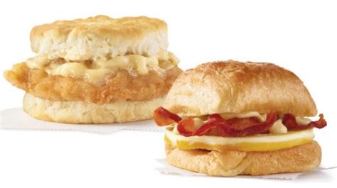 2 For $4 Breakfast Sandwiches Deal Is Back At Wendy's For Summer 2021 - The Fast Food Post