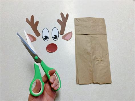 Rudolph the Red-Nosed Reindeer Craft - Party Ideas for Real People