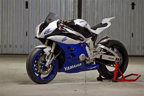 custom-yamaha-r6-by-paolo-tesio | yamaha r6 2002 | Pinterest | More ...