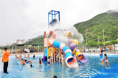 Hoy entrada gratis para los niños en el Parque Acuático - Diario La ...