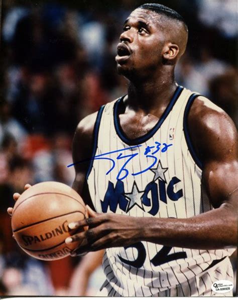 Shaq signed | Shaquille o'neal, Orlando magic, Sports basketball