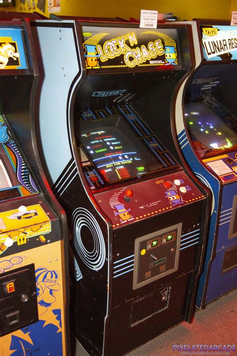 Lock 'n' Chase Photo: Lock 'n' Chase arcade cabinet - PixelatedArcade