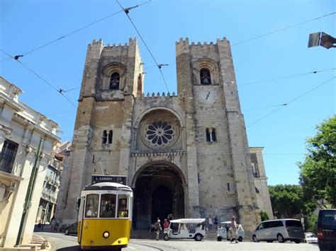 Lisbon Cathedral 360° VR Stock Video - Orbitian Media