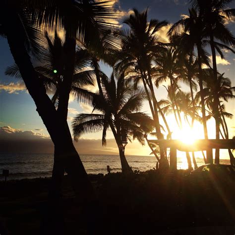 Sunset from Lahaina, Maui. | Sunset, Hawaiian style, Maui