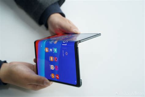 Oppo's foldable phone has been shown off (sort of)