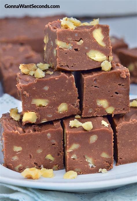 Easy Fudge Recipe {No Fail} Gonna Want Seconds