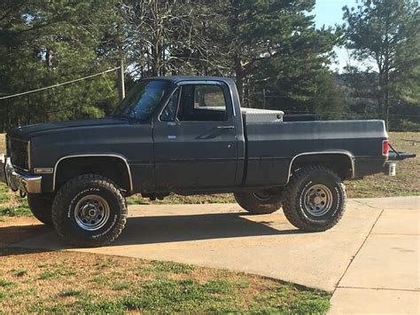 1985 Chevy Custom Deluxe - William L. - LMC Truck Life