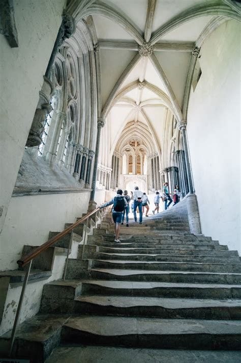 Interior of Wells Cathedral Editorial Photography - Image of english ...