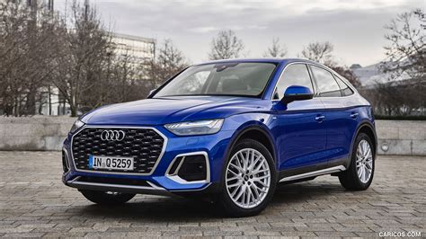 Audi Q5 Sportback | 2021MY (Color: Ultra Blue) | Front Three-Quarter