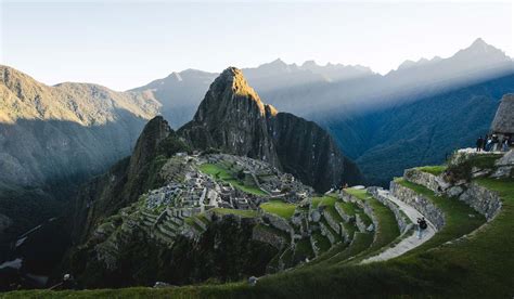 Machu Picchu Sunrise Worth it? Our opinion | Howlanders