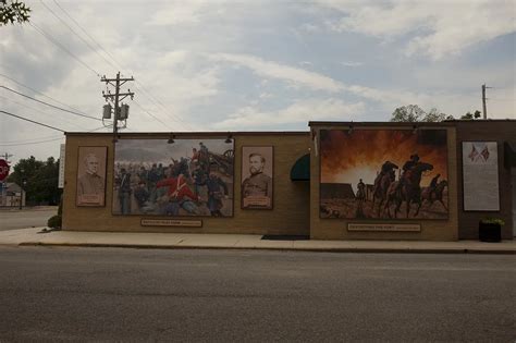 Route 66 Murals in Cuba, Missouri - Silly America