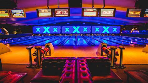 Lucky Strike Lanes Somerville | Bars in Somerville, Boston