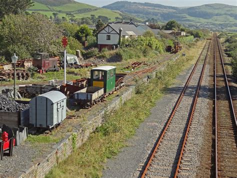 Tywyn - Gwynedd, Wales - Around Guides