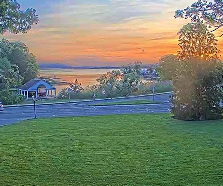 Stony Brook Village Webcam - Live Beaches