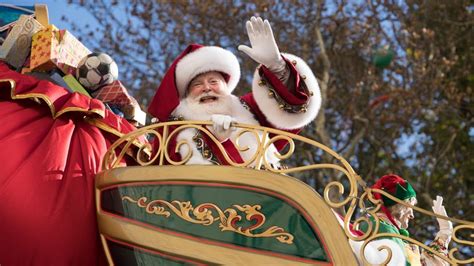 Christmas Traditions Around the World Overview | HowStuffWorks