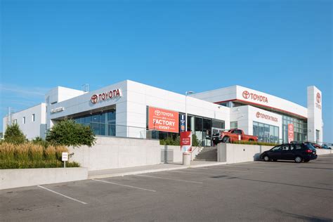 Richmond Hill Toyota, CAN – Architectural Metals North America | AMNA