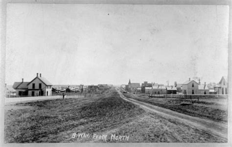 Broadway Street in Larned, Kansas - Kansas Memory