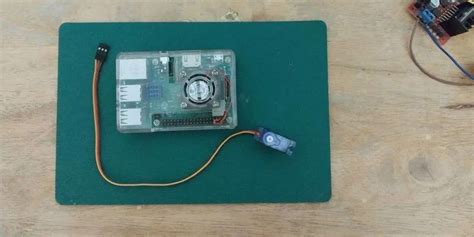 How to Use a Servo Motor With the Raspberry Pi - PiShop Blog