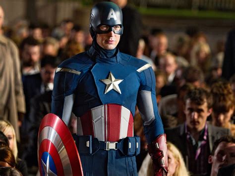 Avengers: Age of Ultron star Chris Evans thinks Captain America is ...